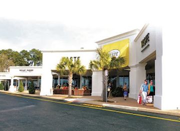 virginia/virginia-beach/shop/the-shops-at-hilltop