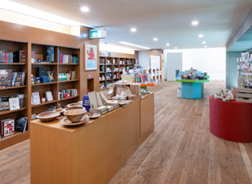 united-kingdom/cork/shop/glucksman-shop