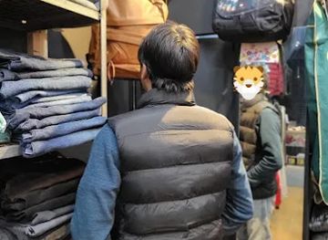 pakistan/ladakh/shop/ladakh-closet