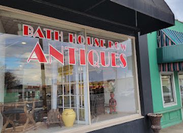 arkansas/hot-springs/shop/bath-house-row-antiques