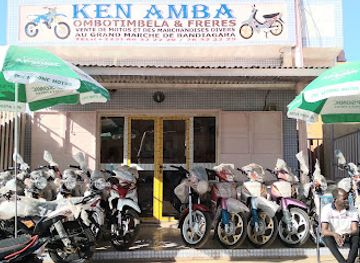 mali/bandiagara-escarpment/shop/ombotimbela-et-frere-vante-de-moto