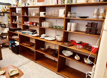 new-mexico/albuquerque/nob-hill/shop/2-bears-mid-mod-collectibles