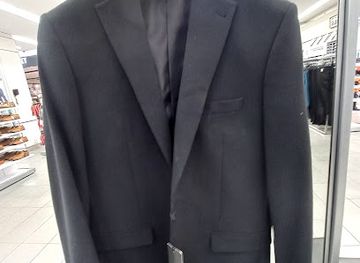 namibia/windhoek/shop/woolworths-wernhil-park