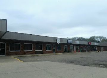 iowa/lake-okoboji/shop/okoboji-plaza
