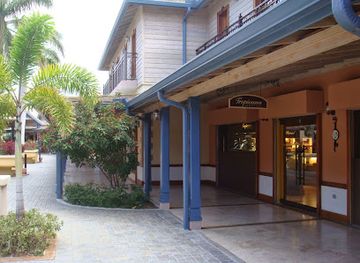 jamaica/st-thomas-lowlands/shop/tropicana-jewelers