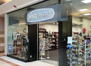 new-hampshire/merrimack-valley/shop/the-makers-bazaar-mall-of-new-hampshire