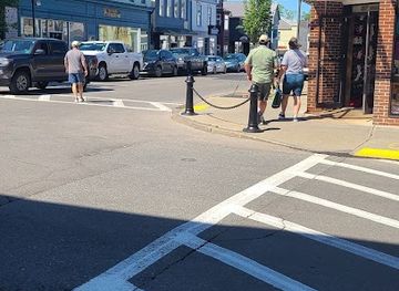 maine/bar-harbor/shop/bar-harbor-gifts-and-clothing