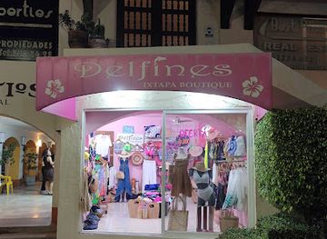 mexico/ixtapa-zihuatanejo/shop/delfines-boutique