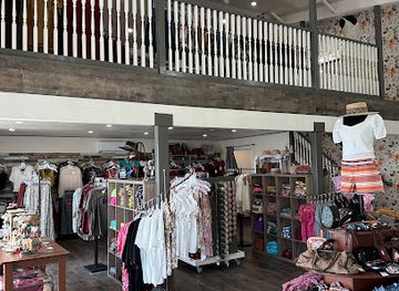 arizona/antelope-canyon/shop/bitahni-boutique