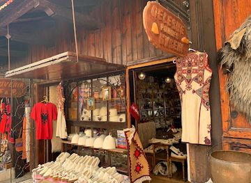albania/kruja/shop/qeleshe-punes-hyseni