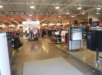 wisconsin/wisconsin-dells/shop/nike-factory-store-wisconsin-dells