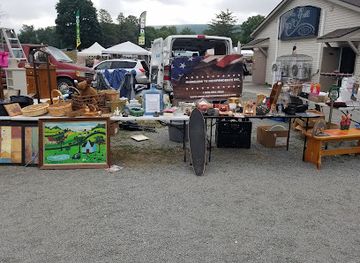 pennsylvania/appalachian-mountains/shop/blue-ridge-flea-market