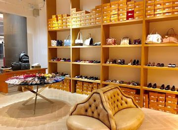 malaysia/genting-highlands/shop/melium-designer-outlet-genting-highlands-premium-outlets