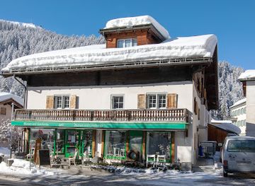 switzerland/klosters/shop/come-in