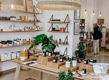 poland/opole/shop/biotika-concept-store