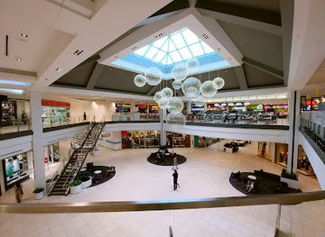 canada/edmonton-capital-region/shop/cf-rideau-centre