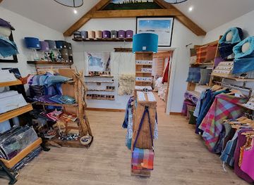 united-kingdom/isle-of-lewis/shop/the-weaving-shed