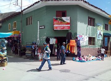 peru/sacred-valley/shop/bazar-cuarto-creciente