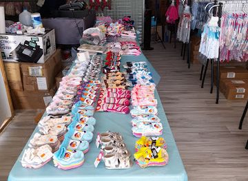 the-bahamas/freeport/shop/jj-s-bargain-store