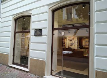 hungary/mecsek-mountains/shop/hamerli-pecsi-kesztyu-galeria