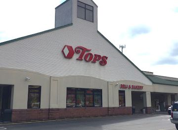 new-york/watkins-glen/shop/tops-friendly-markets