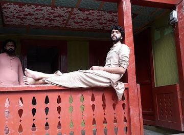 pakistan/ratti-gali-lake/shop/mughal-general-store