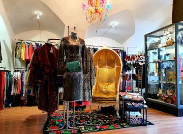 hungary/sopron-region/shop/omg-designer-store-second-love-store