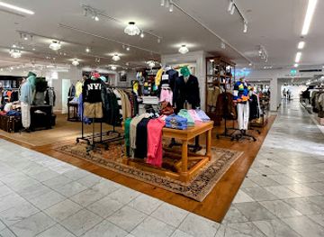 denmark/copenhagen/shop/illum