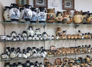 cyprus/avakas-gorge/shop/maa-shopping-center