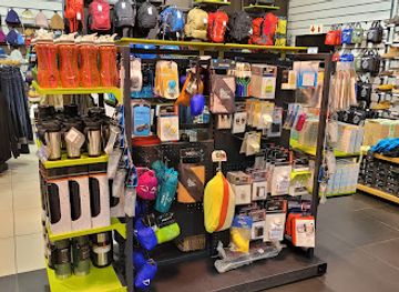 south-africa/kalahari/shop/cape-union-mart-kalahari-mall