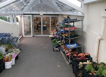 guernsey/st-saviour/shop/forest-stores