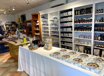 canada/saguenay-lac-saint-jean/shop/la-maison-du-bleuet-chambord