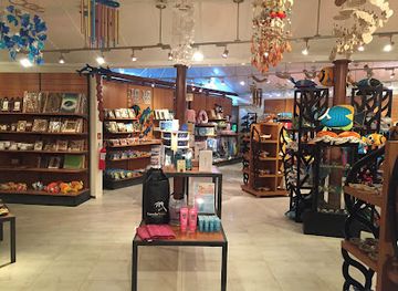 maldives/lhaviyani-atoll/shop/kuredu-akiri-gift-shop