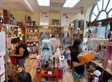 new-york/white-plains/shop/girl-again