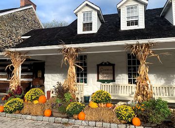 pennsylvania/gettysburg-battlefield/shop/country-curiosity-store-at-dobbin-house