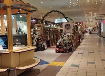 Country Club Mall
