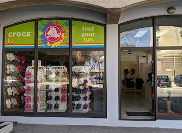 croatia/zadar/shop/crocs