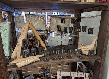 michigan/pere-marquette-state-forest/shop/amelia-s-craft-market-boutique