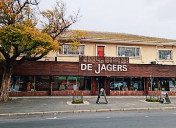 south-africa/breede-river-valley/shop/de-jagers-worcester