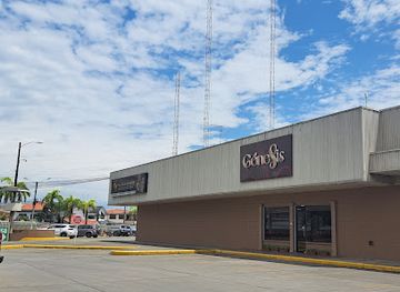 ecuador/el-oro-region/shop/centro-comercial-unioro