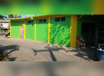 honduras/utila/shop/mini-super-sebastian