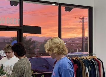 utah/st-george/shop/ocho-vintage-store