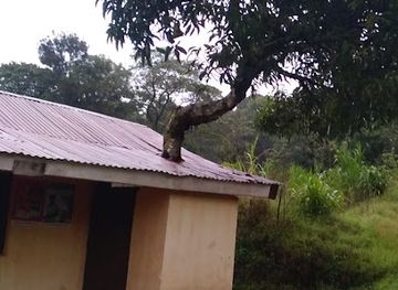 tanzania/mount-kilimanjaro/shop/muembini-shop