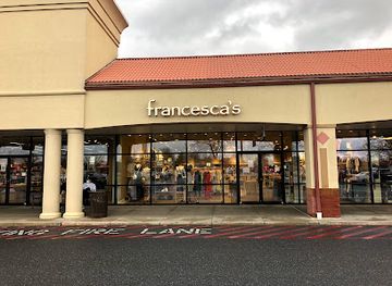 pennsylvania/hershey/shop/francesca-s