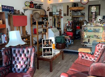 united-kingdom/southend-on-sea/shop/steptoe-and-mum-antique-and-retro-boutique-with-house-clearance-service