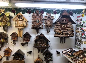 germany/black-forest/shop/hilser-kuckucksuhren-e-k