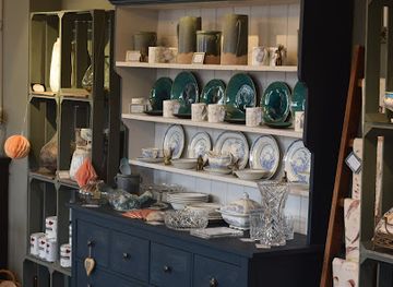 united-kingdom/worcestershire/shop/follyies