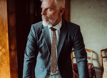 slovenia/skocjan-caves/shop/unique-handmade-mens-wooden-tie-swogar