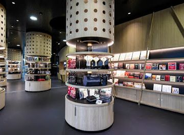 france/bordeaux/chartrons/shop/la-boutique-de-la-cite-du-vin