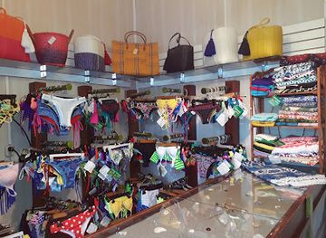 costa-rica/manuel-antonio/shop/ummara-swimwear